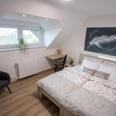 Apartmaji Pr Smolet
