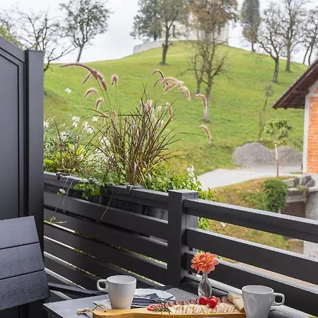Apartmaji Pr Smolet * Skofja Loka